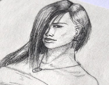 kadın karakalem çizimleri